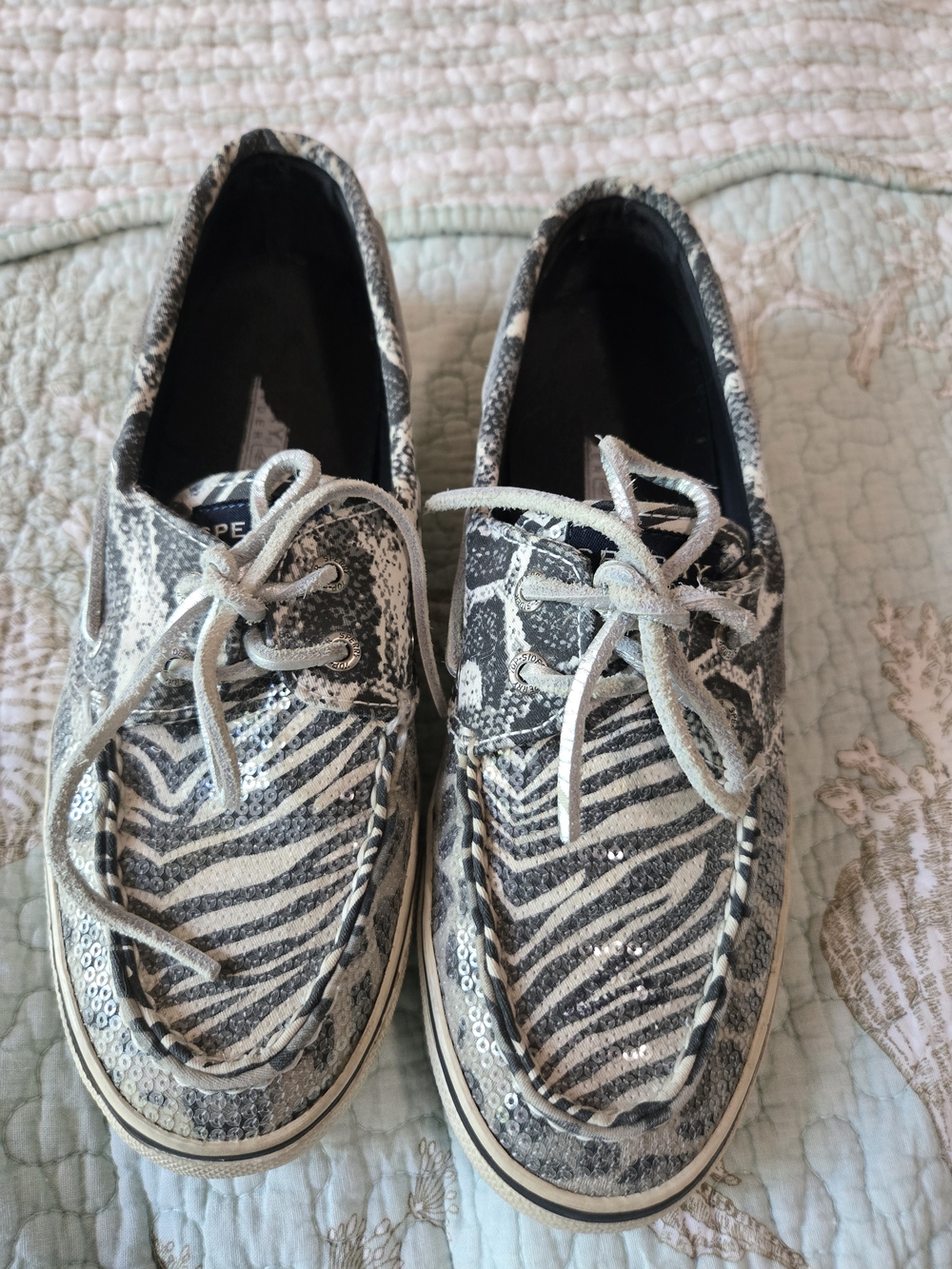 3 For $15 Sperry Girls Zebra Sequin Boat Shoes - Silver/Black - Picture 5 of 10